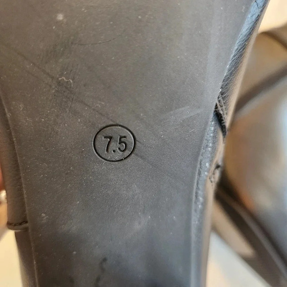 NWOT || OLIVIA + KATE || Rachel booties - Picture 7 of 8